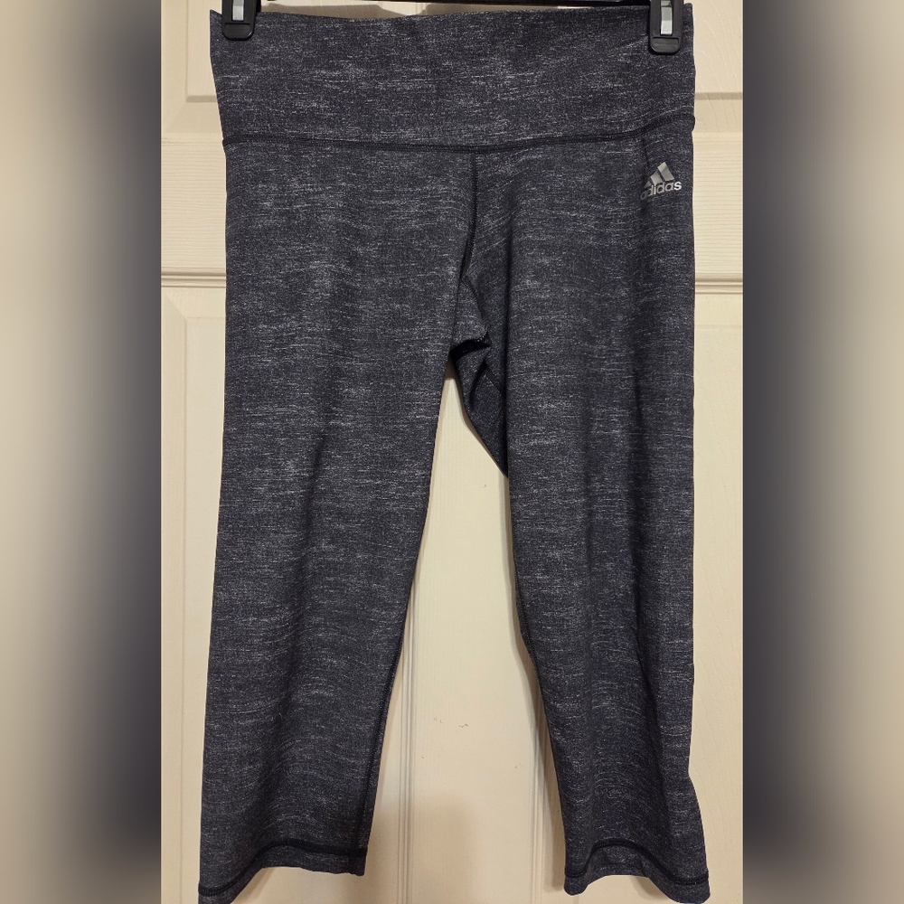 Adidas Climalite Hi-Rise Capri Leggings Womens Activewear Pants Gray Size Med